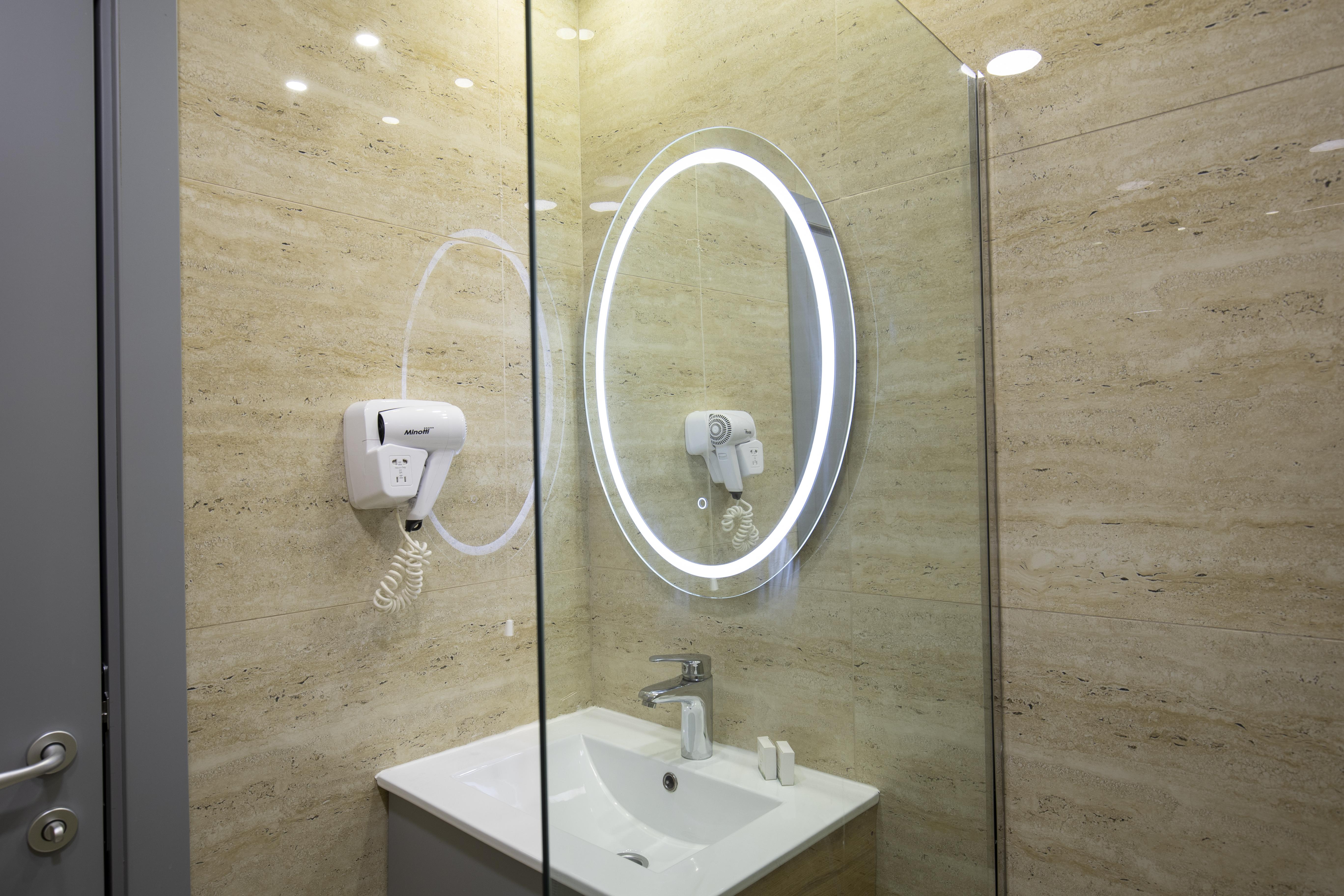 Nobel Gallery Hotel 4*